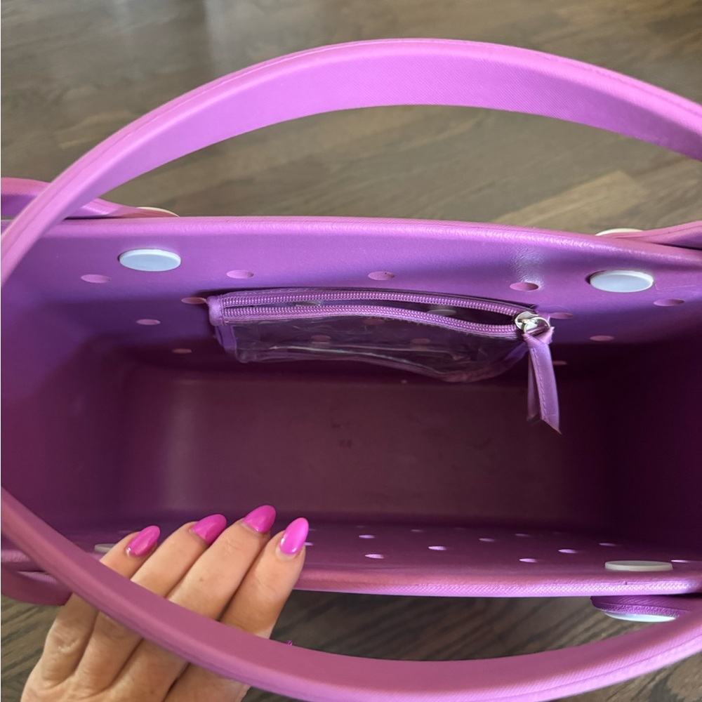 Magenta Medium Bogg Bag - Picture 3 of 3